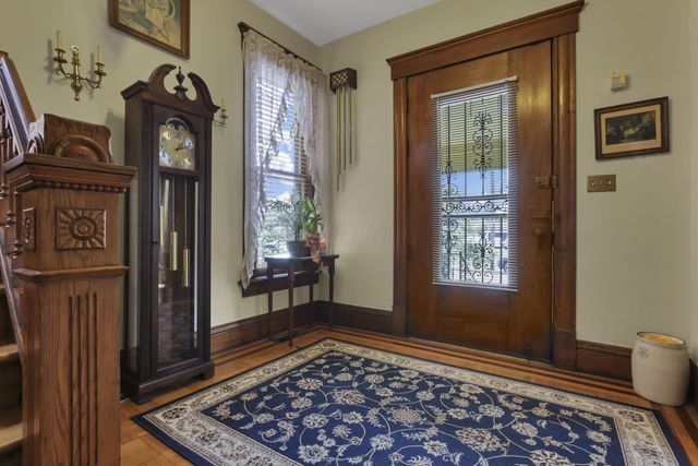 1194 Fair Avenue, Columbus, OH 43205