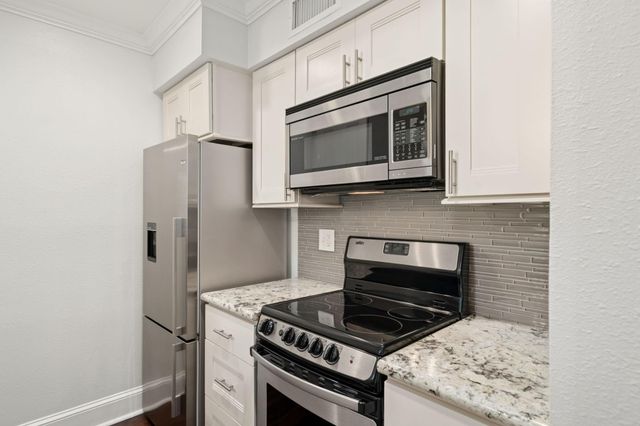 3402 Garrott Street 1, Houston, TX 77006
