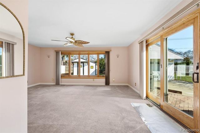 3345 Maidstone Street, Trenton, MI 48183