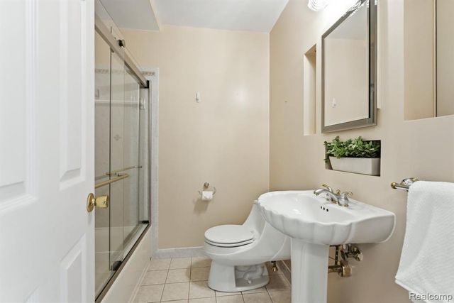 3345 Maidstone Street, Trenton, MI 48183