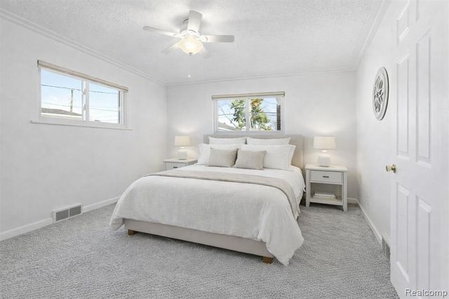 3345 Maidstone Street, Trenton, MI 48183