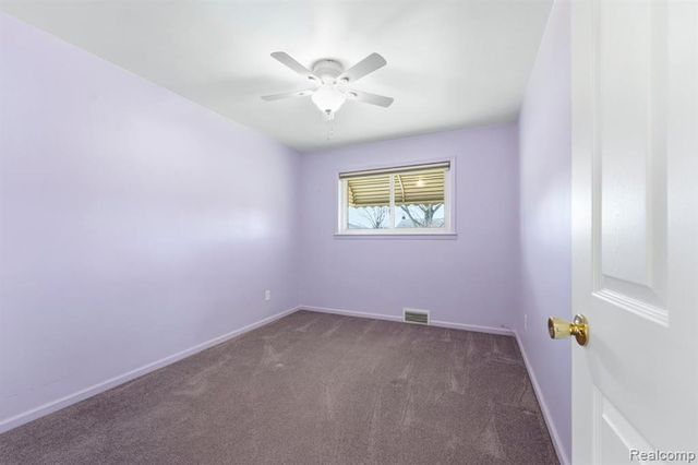 3345 Maidstone Street, Trenton, MI 48183