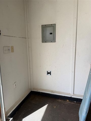 3345 Maidstone Street, Trenton, MI 48183