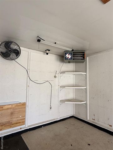 3345 Maidstone Street, Trenton, MI 48183