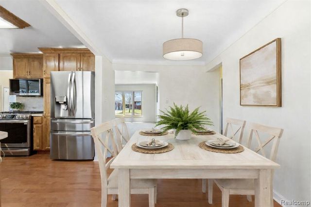 3345 Maidstone Street, Trenton, MI 48183