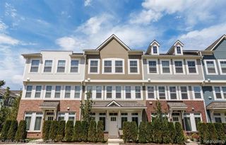 67 Kalter Drive, Troy, MI 48098
