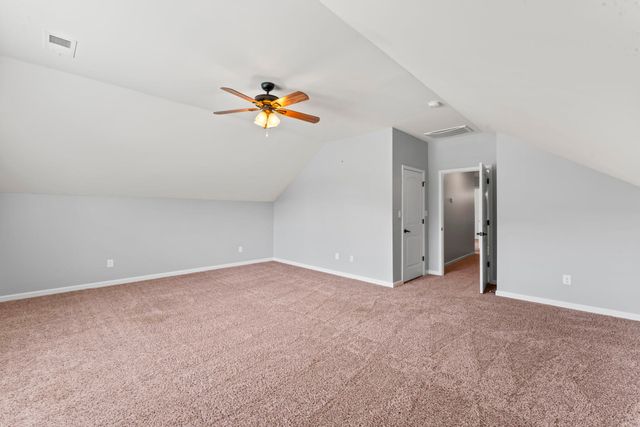 1002 Glessner DR, Spring Hill, TN 37174