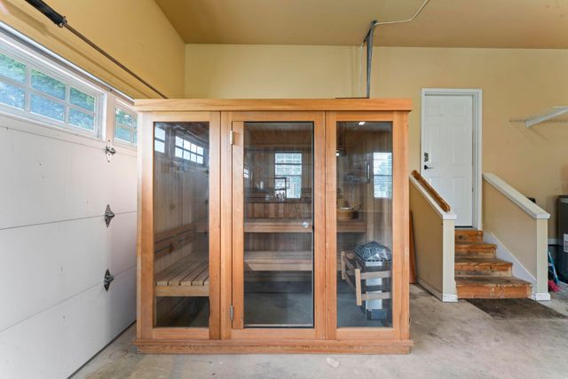 1002 Glessner DR, Spring Hill, TN 37174