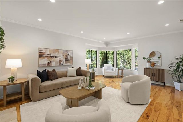 272 Belblossom Way, Los Gatos, CA 95032