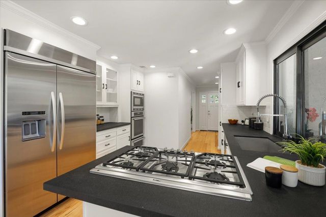 272 Belblossom Way, Los Gatos, CA 95032