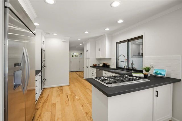 272 Belblossom Way, Los Gatos, CA 95032