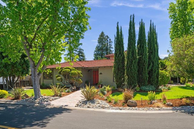 272 Belblossom Way, Los Gatos, CA 95032