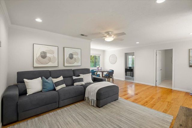 272 Belblossom Way, Los Gatos, CA 95032