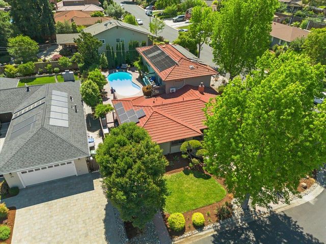 272 Belblossom Way, Los Gatos, CA 95032