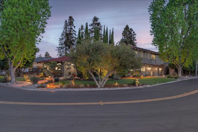 272 Belblossom Way, Los Gatos, CA 95032