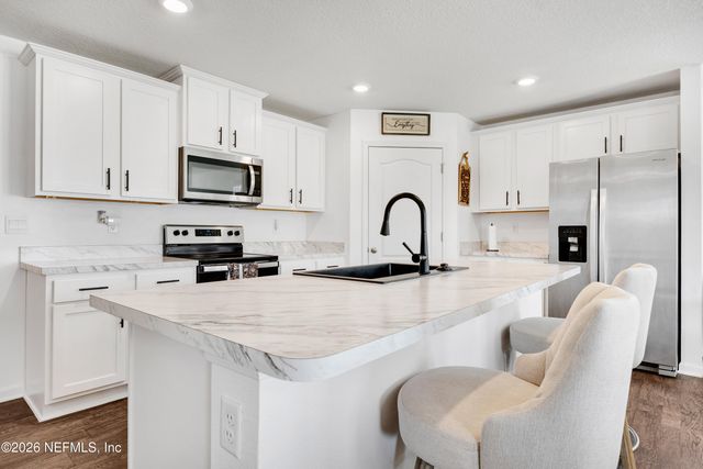 2437 FALLING STAR Lane, Green Cove Springs, FL 32043