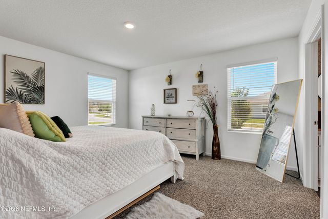 2437 FALLING STAR Lane, Green Cove Springs, FL 32043