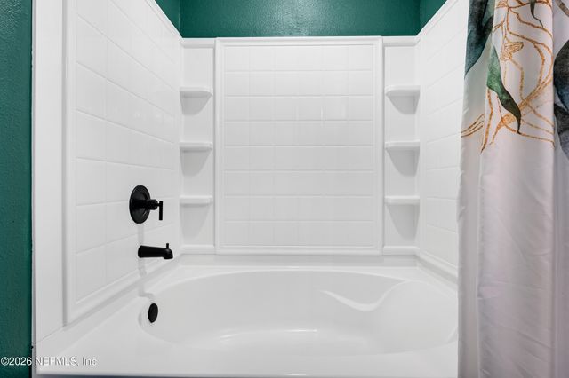 2437 FALLING STAR Lane, Green Cove Springs, FL 32043