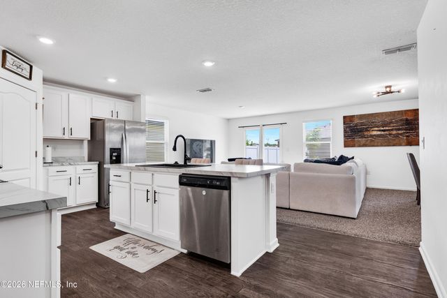 2437 FALLING STAR Lane, Green Cove Springs, FL 32043