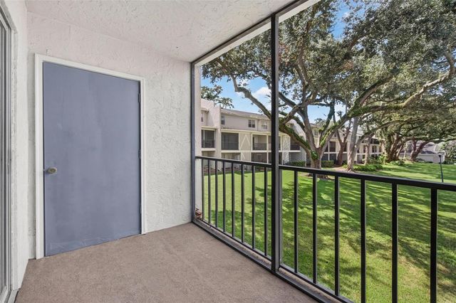 14452 REUTER STRASSE CIRCLE 710, Tampa, FL 33613