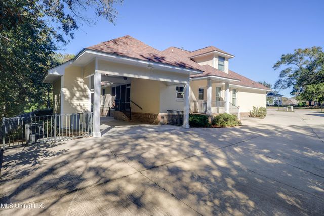 1529 Magnolia Street, 12, Gulfport, MS 39507