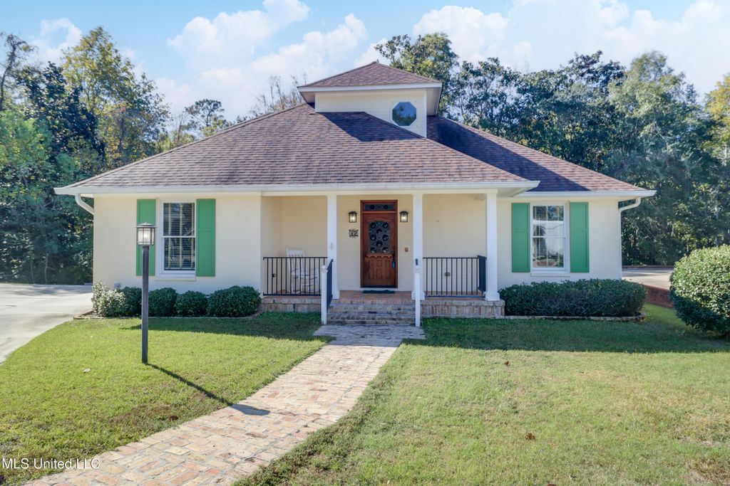 1529 Magnolia Street, 12, Gulfport, MS 39507