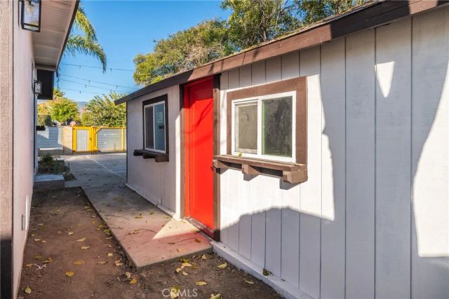 24511 4th, San Bernardino, CA 92410