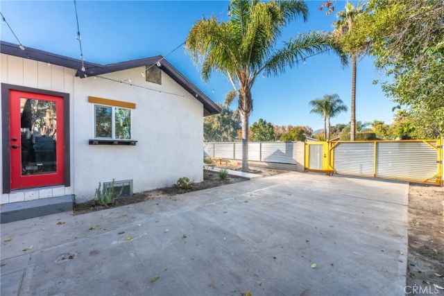 24511 4th, San Bernardino, CA 92410