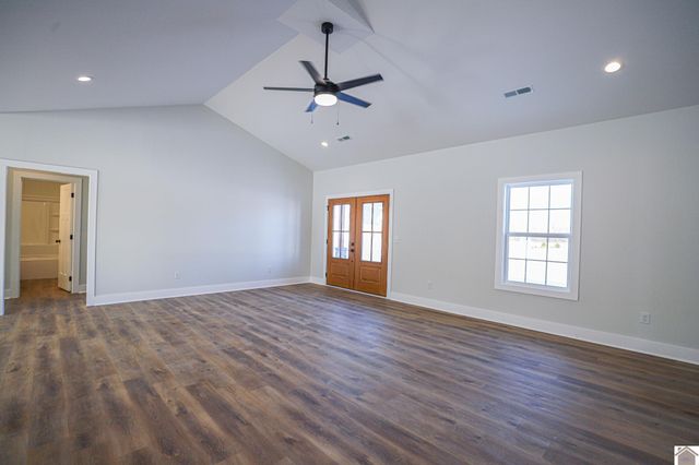 139 Ayly Estates Drive, Mayfield, KY 42066