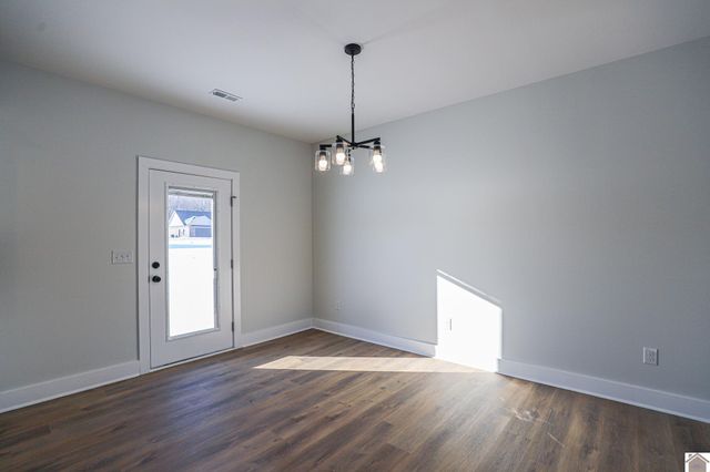 139 Ayly Estates Drive, Mayfield, KY 42066