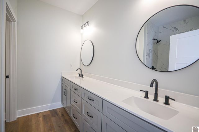 139 Ayly Estates Drive, Mayfield, KY 42066