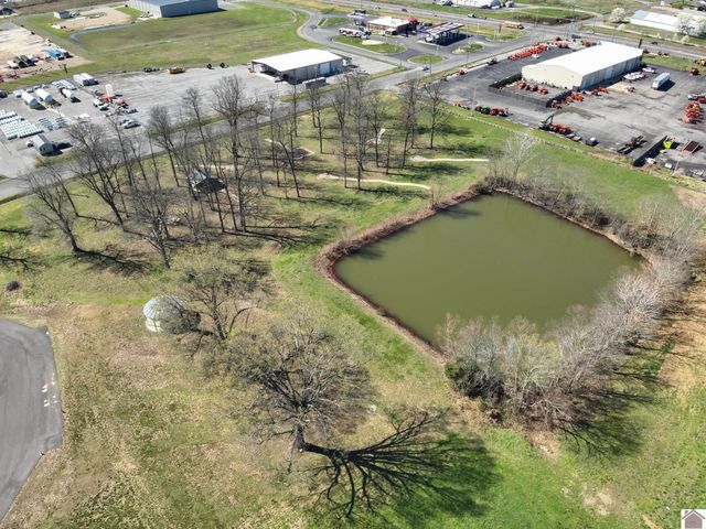 139 Ayly Estates Drive, Mayfield, KY 42066