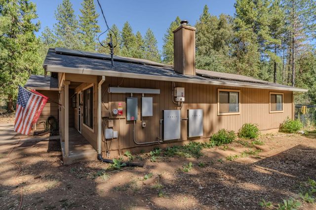 23190 Alaire Ln, Pioneer, CA 95666