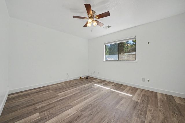 23190 Alaire Ln, Pioneer, CA 95666