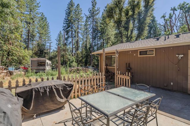 23190 Alaire Ln, Pioneer, CA 95666