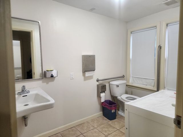 762 Southern Artery, Quincy, MA 02169