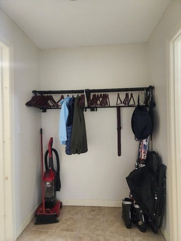 762 Southern Artery, Quincy, MA 02169