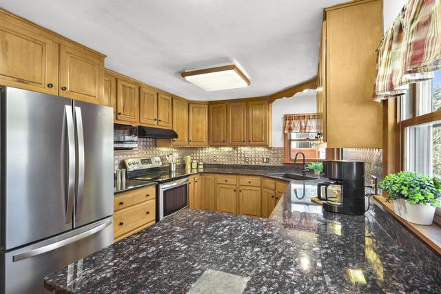 10819 N Highway 14, Brooklyn, WI 53521