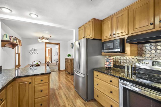 10819 N Highway 14, Brooklyn, WI 53521