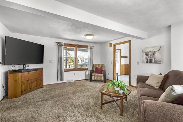 10819 N Highway 14, Brooklyn, WI 53521