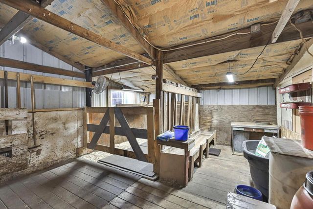 10819 N Highway 14, Brooklyn, WI 53521