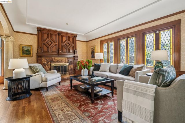 824 Paru St, Alameda, CA 94501