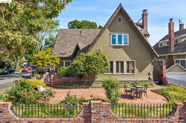 824 Paru St, Alameda, CA 94501