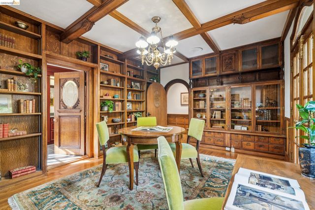 824 Paru St, Alameda, CA 94501