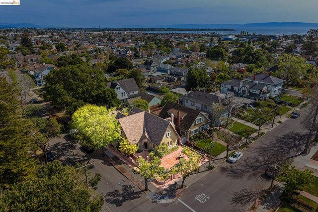 824 Paru St, Alameda, CA 94501