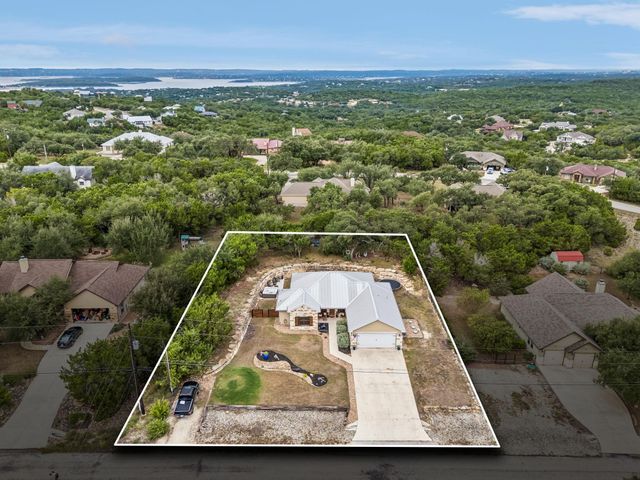 711 Monarch, Canyon Lake, TX 78133