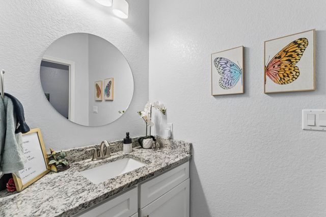 711 Monarch, Canyon Lake, TX 78133