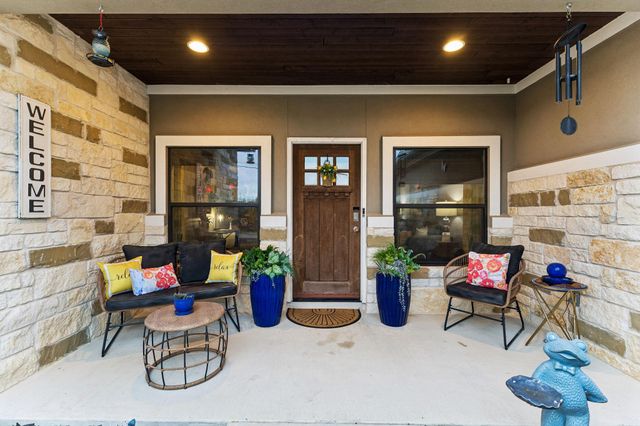 711 Monarch, Canyon Lake, TX 78133