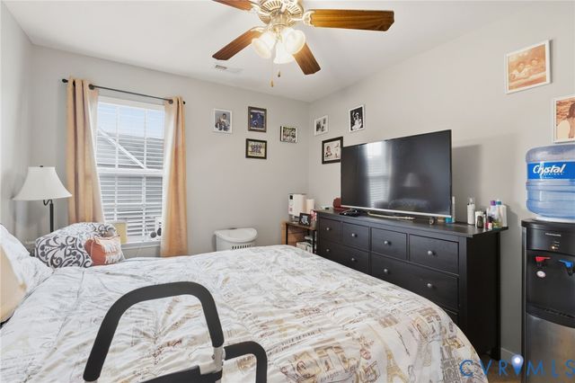 4049 Eagle Dr, Hopewell, VA 23860