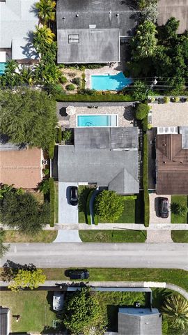 5741 SW 95th Ct, Miami, FL 33173